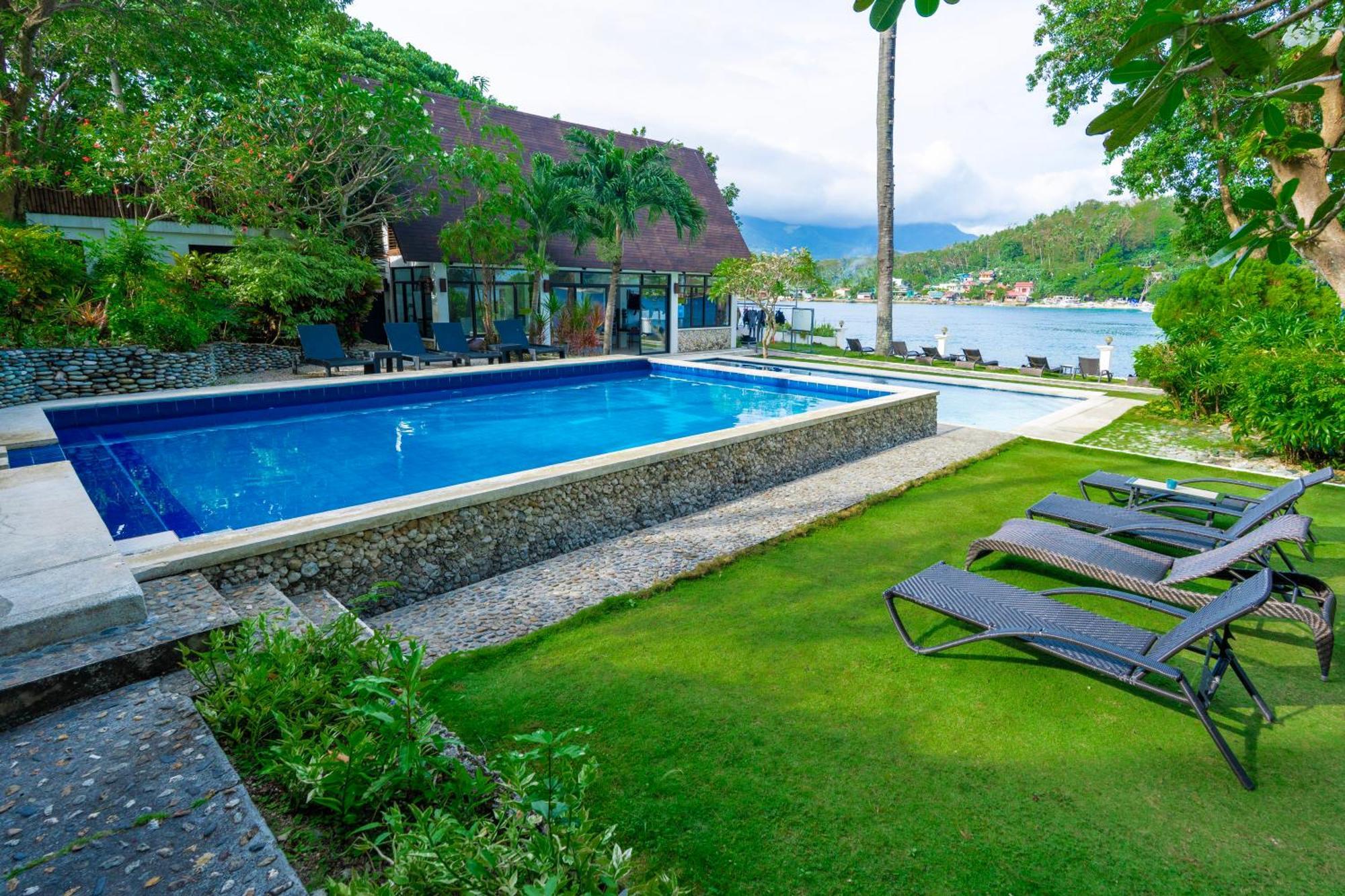 Casalay Boutique Villas & Dive Puerto Galera Buitenkant foto